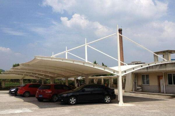 宁波膜结构停车棚本地厂家选鑫松雨蓬，品质耐用售后省心